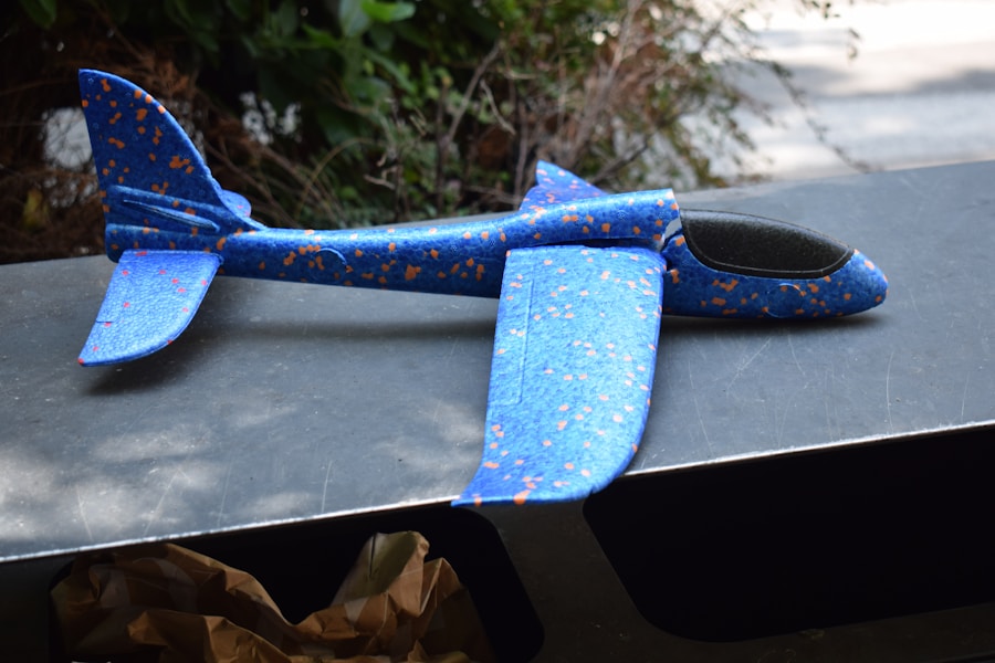 Los collares circulares más originales hechos con materiales reciclados