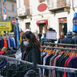La batalla de la moda: ¿Por qué elegir ropa ecológica sobre fast fashion?